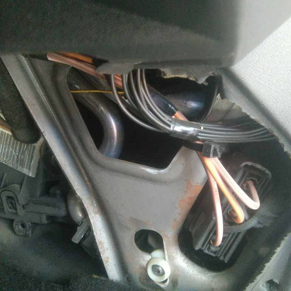 Как поменять цэкбс центральный блок салона рено меган сценик 2 - renault scenic (scenic 2, mk 2)