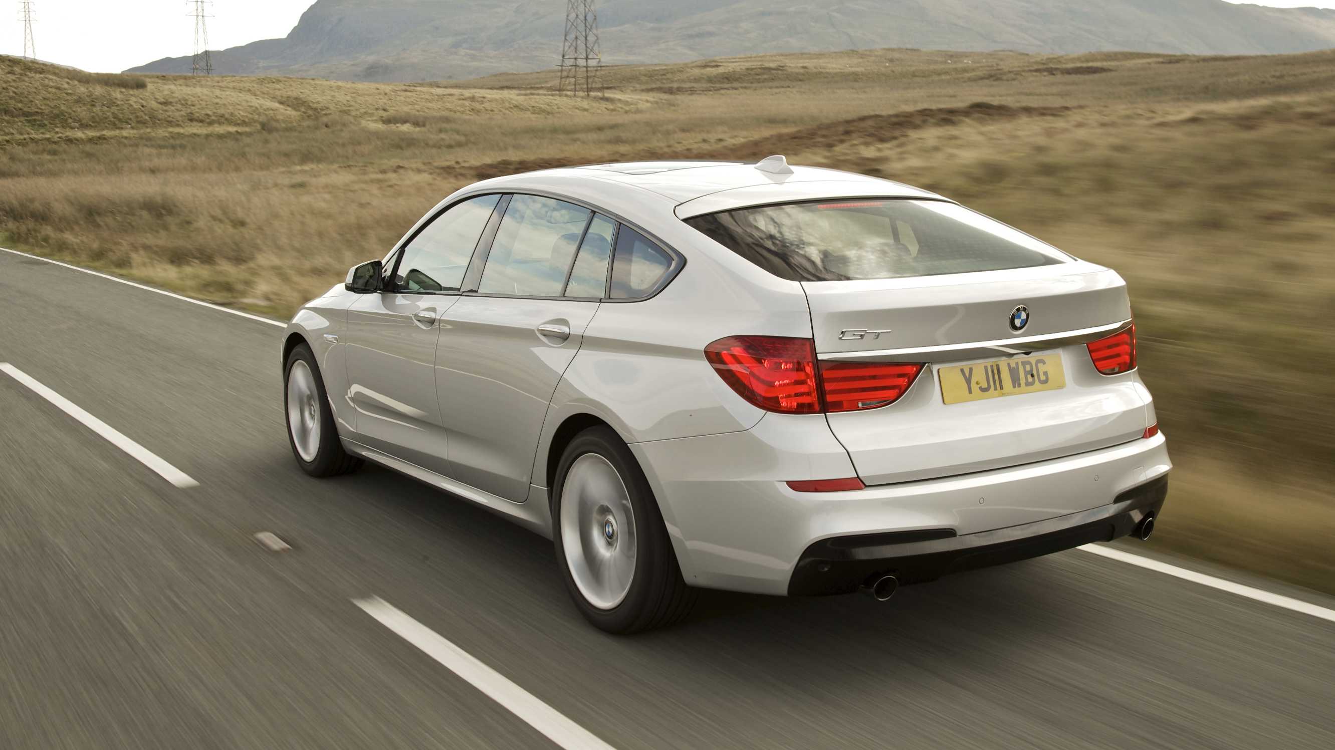 Bmw 5 series gran turismo (f07) характеристики, двигатели, рестайлинг и комплектации