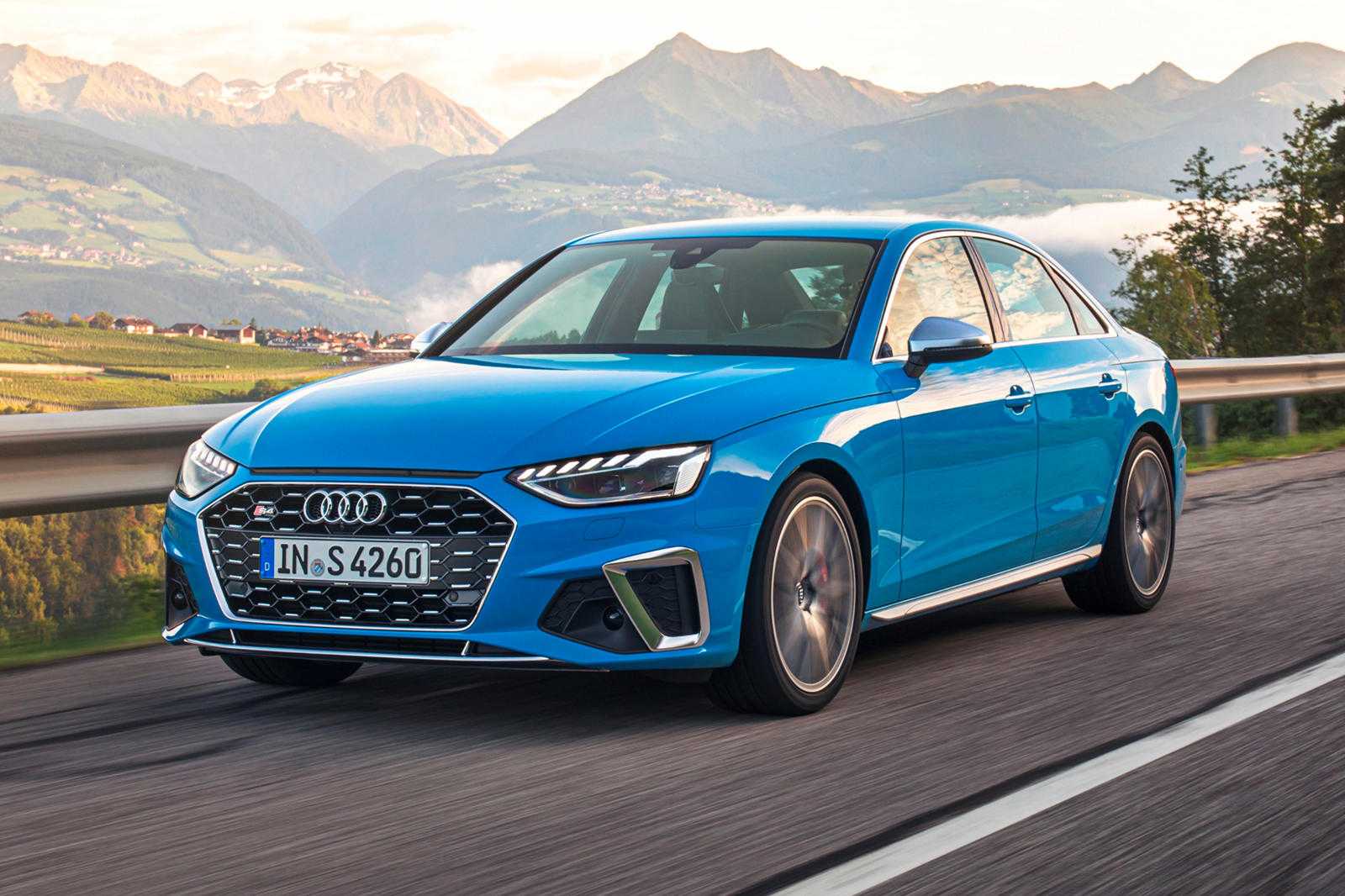 Audi - полный каталог моделей, характеристики, отзывы на все автомобили audi (ауди)
