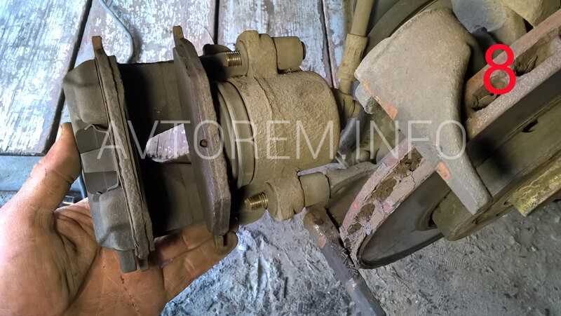 Замена задних тормозных колодок шкода фабия