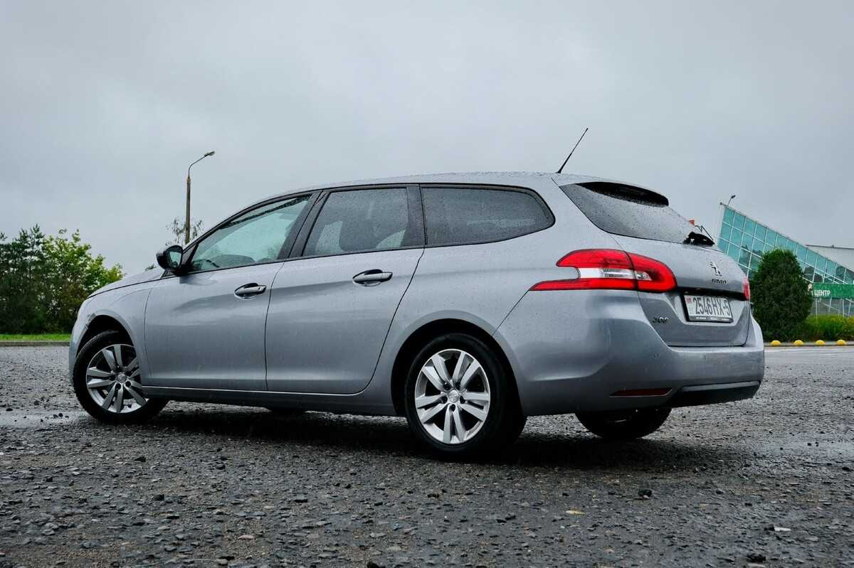 Peugeot 308: поколения, кузова по годам, история модели и года выпуска, рестайлинг, характеристики, габариты, фото - carsweek