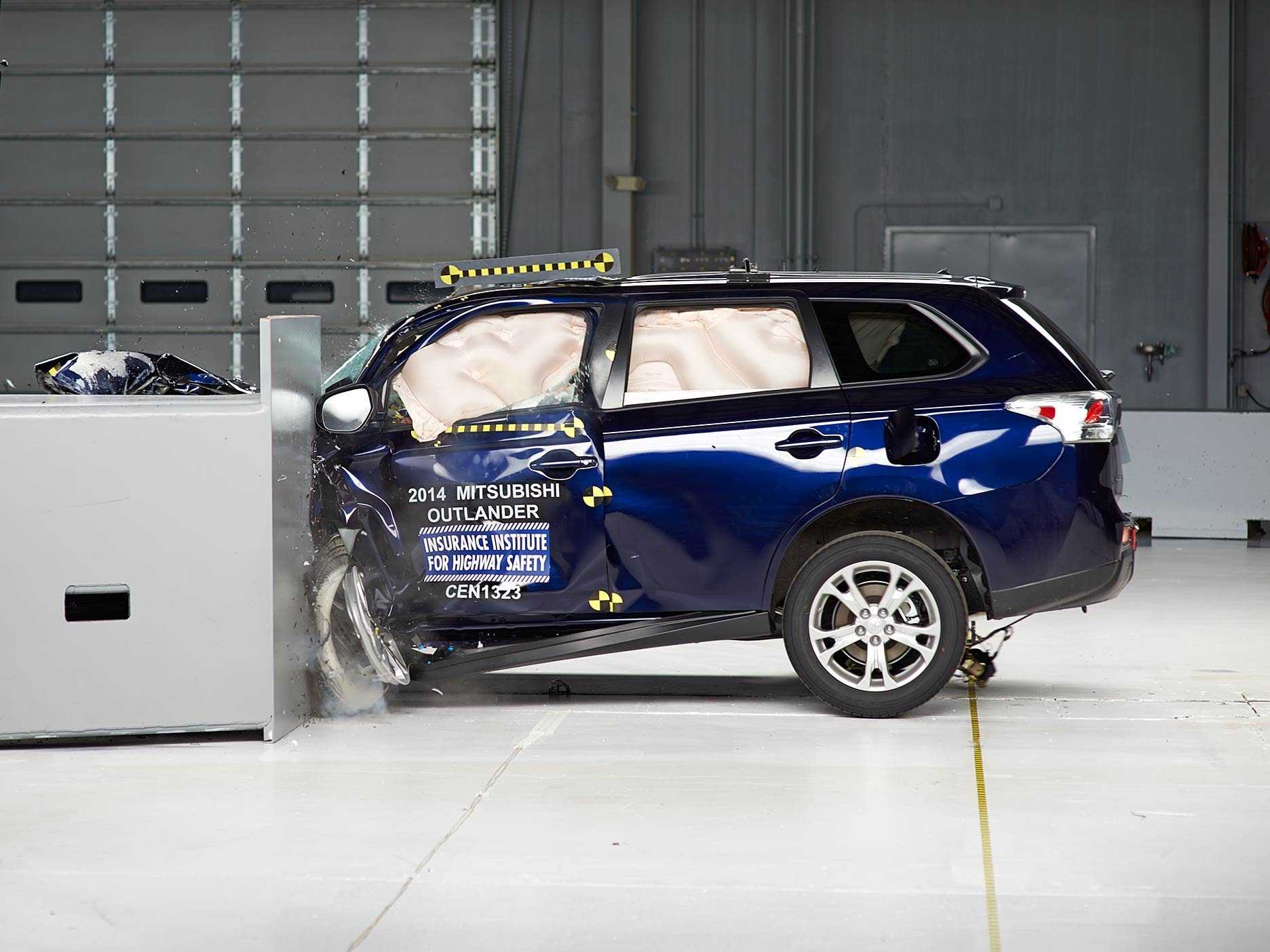 Тест-драйв обновлённого mitsubishi outlander