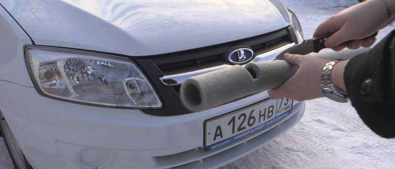 Чем закрыть радиатор автомобиля на зиму: нужно ли утепление решетки