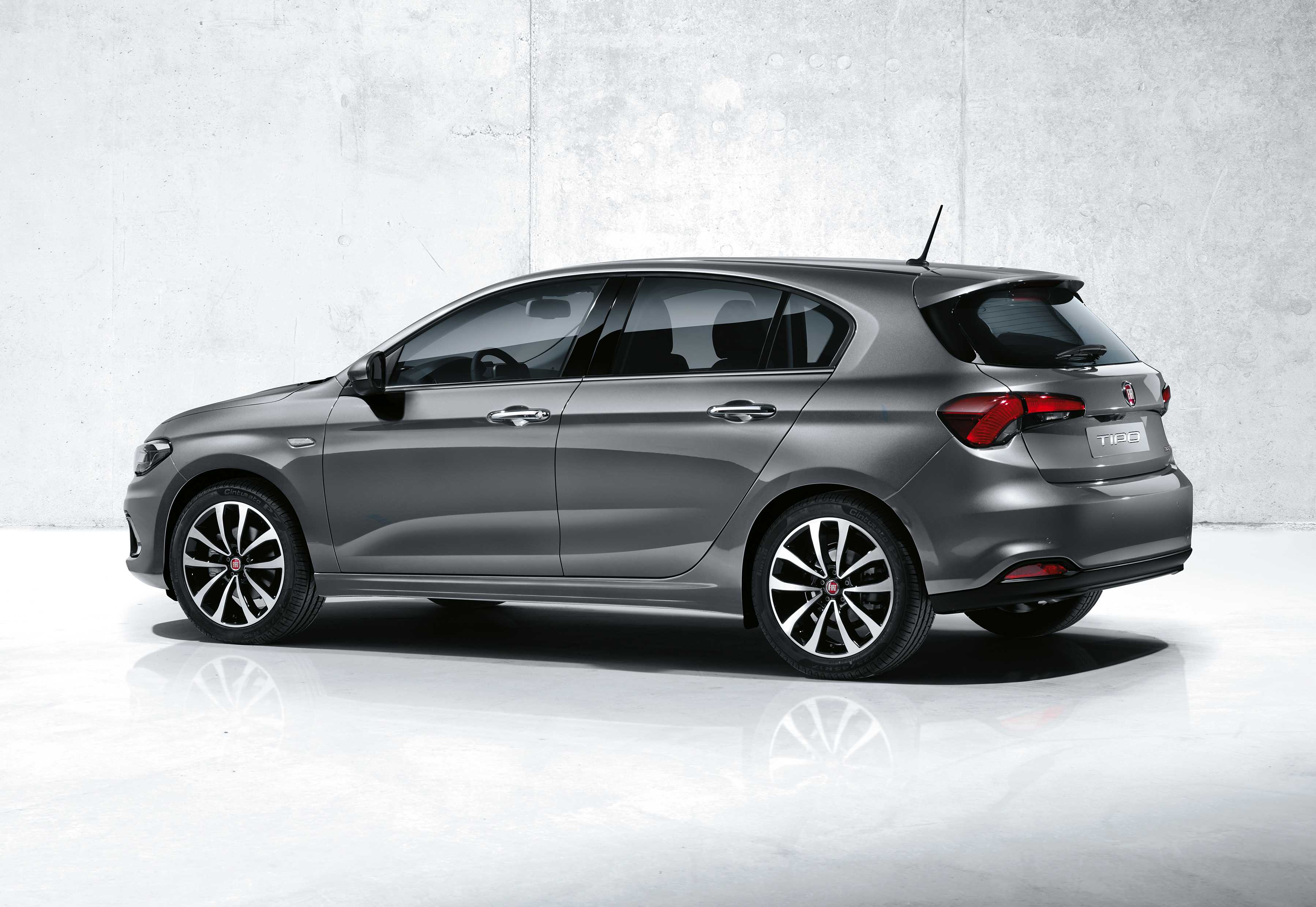 Fiat показал компактный седан aegea
