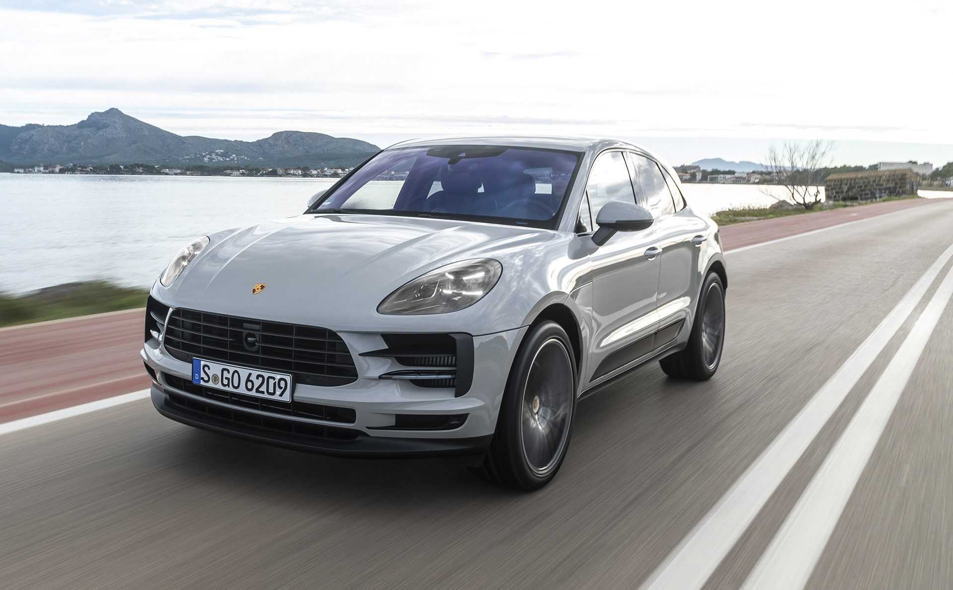 Сколько стоит спортивный автомобиль porsche 911?