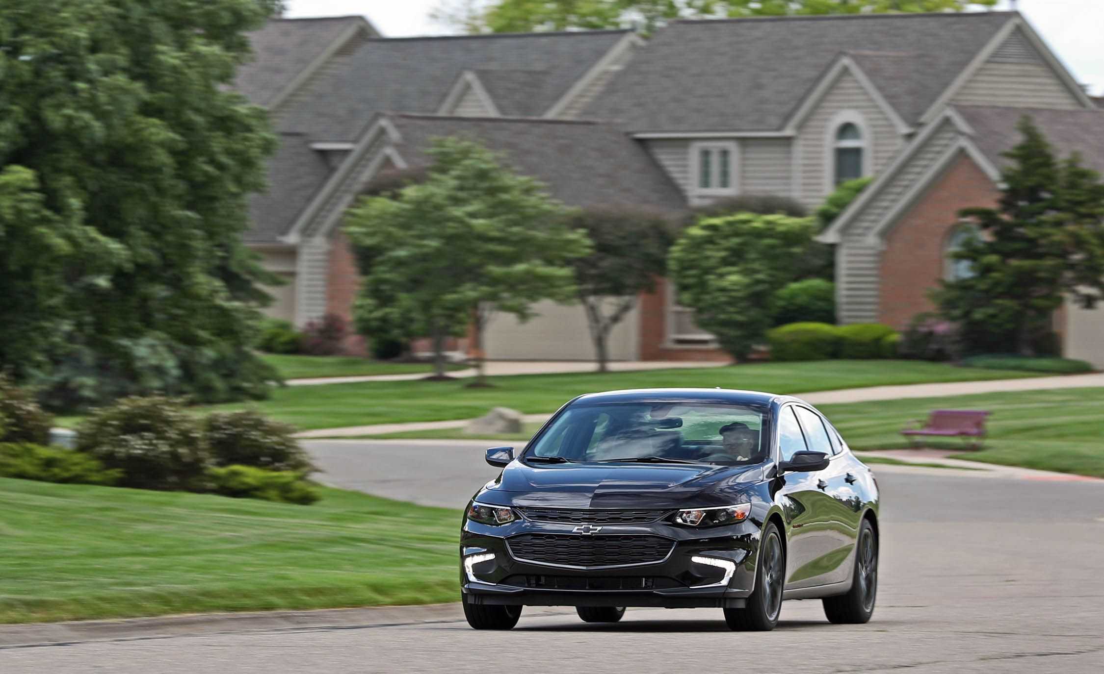 Chevrolet malibu 2019 обзор