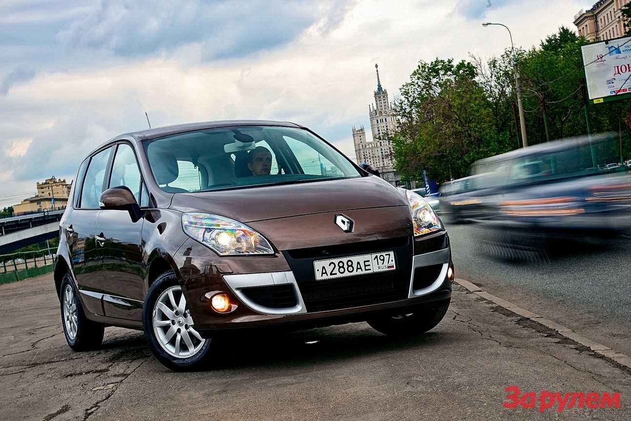 История покупки Так получилось, что предыдущий и любимый Renault Grand Scenic 3 2012 года не очень хотел продаваться за живые деньги, зато как-то легко и б