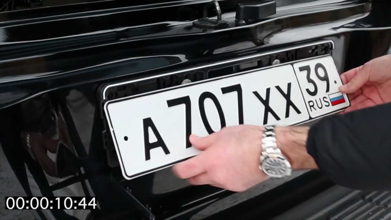Законодательство не предусматривает процедуру обмена номерами между автомобиля, однако реализовать подобную схему на практике вполне возможно