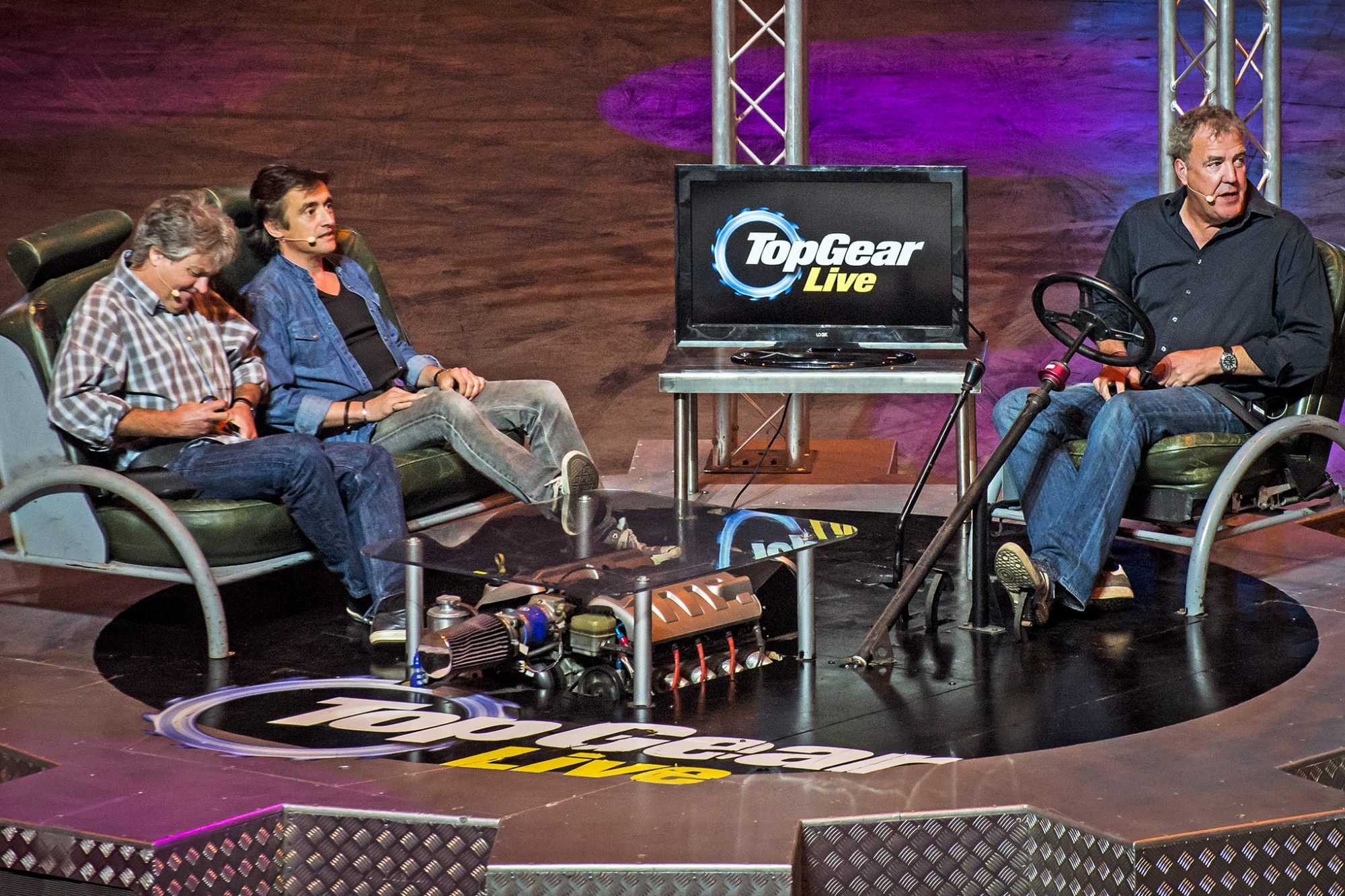 Кто погиб из ведущих top gear?