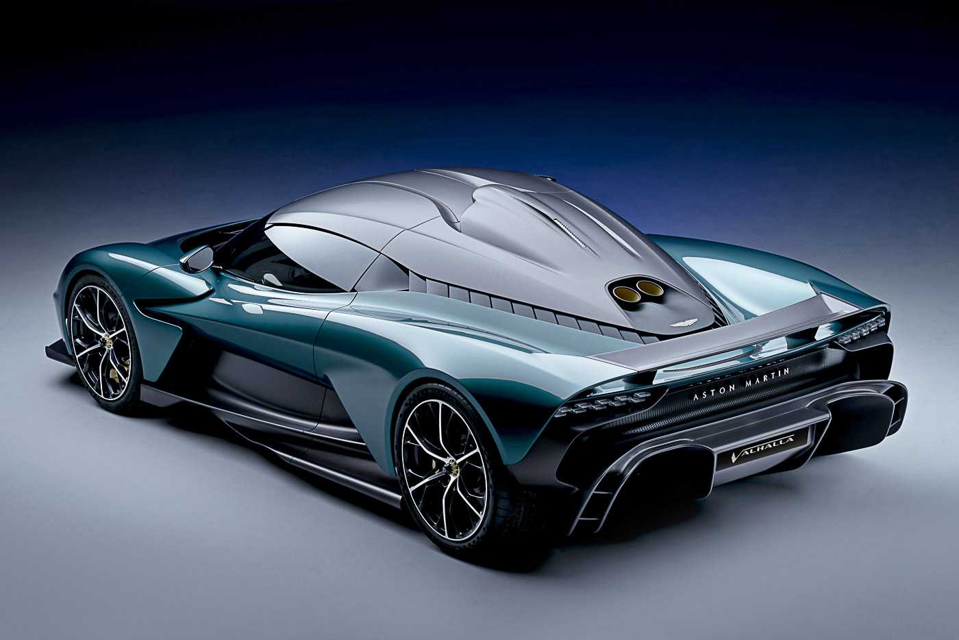 Aston martin - полный каталог моделей, характеристики, отзывы на все автомобили aston martin (астон мартин)