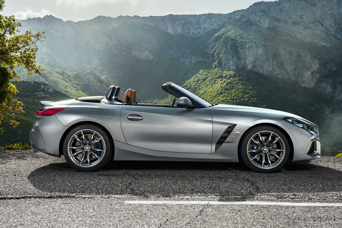 Bmw z4 обзор, технические характеристики, комплектации и двигатели