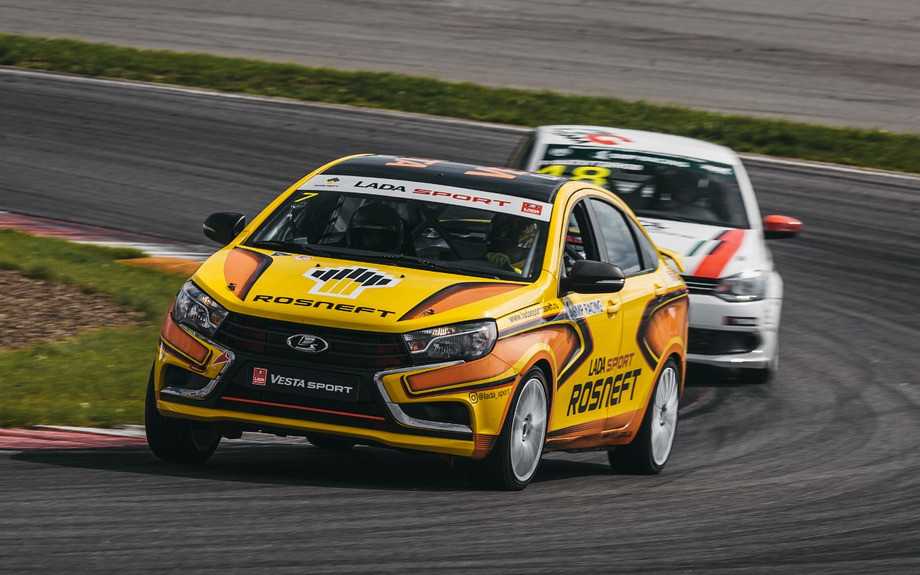 Лада веста способна выиграть международный гоночный чемпионат wtcc