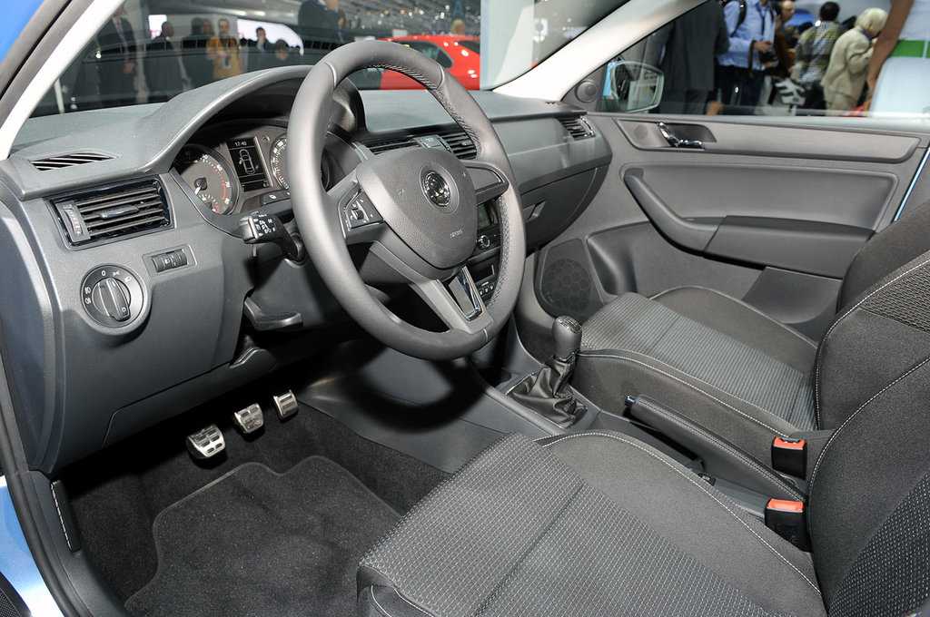 Skoda rapid серия fl