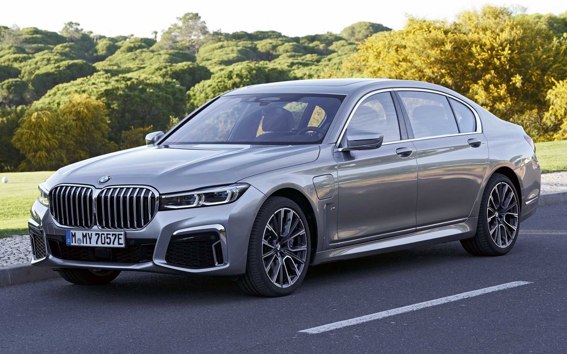 Как это было: антология выдающихся седанов bmw 7-series с 1 по 3 поколение