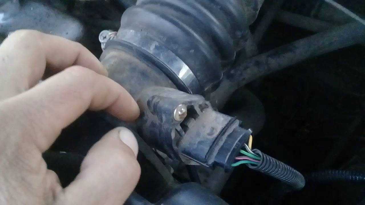 Почему hyundai плохо разгоняется и ревет?