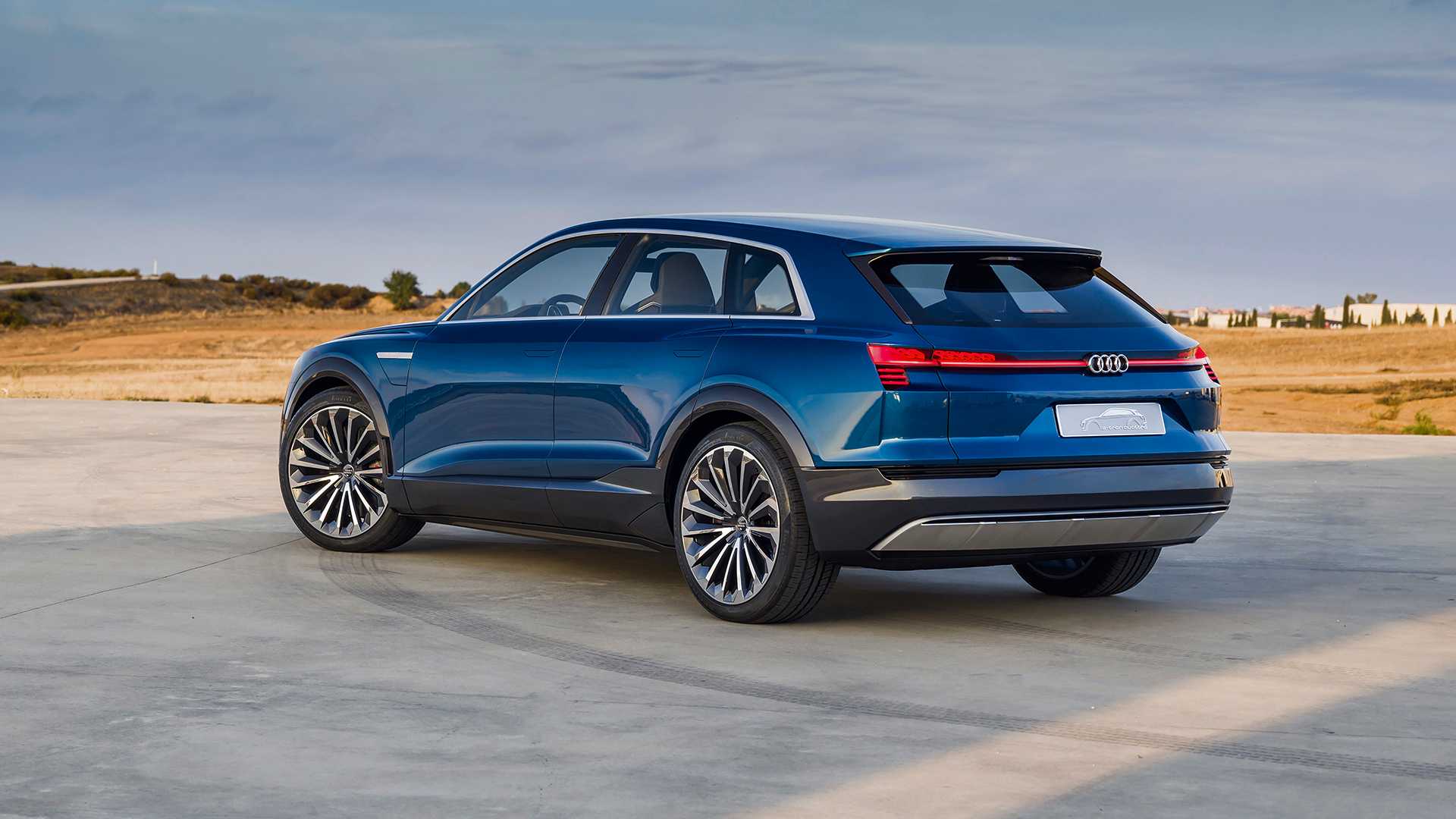 Audi - полный каталог моделей, характеристики, отзывы на все автомобили audi (ауди)