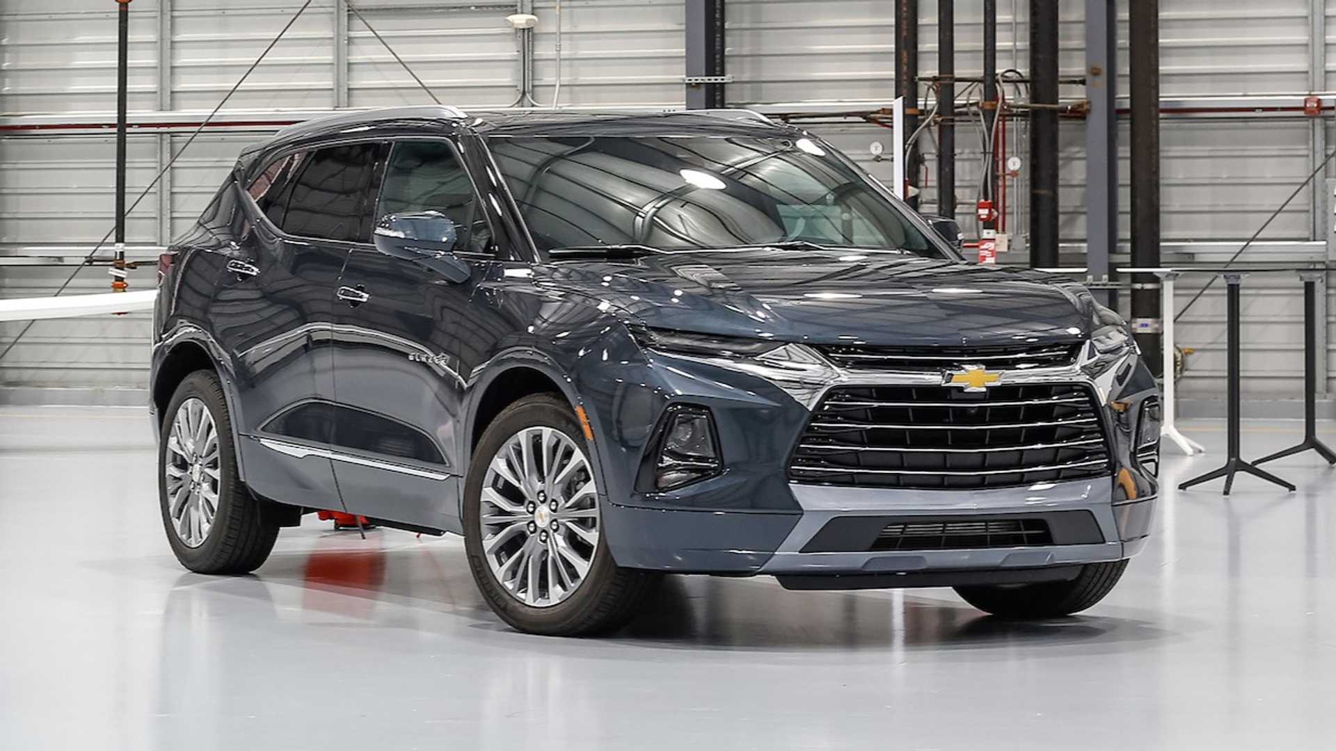 Новый chevrolet blazer 2021 года: мощный американский кроссовер с турбомоторами и полным приводом